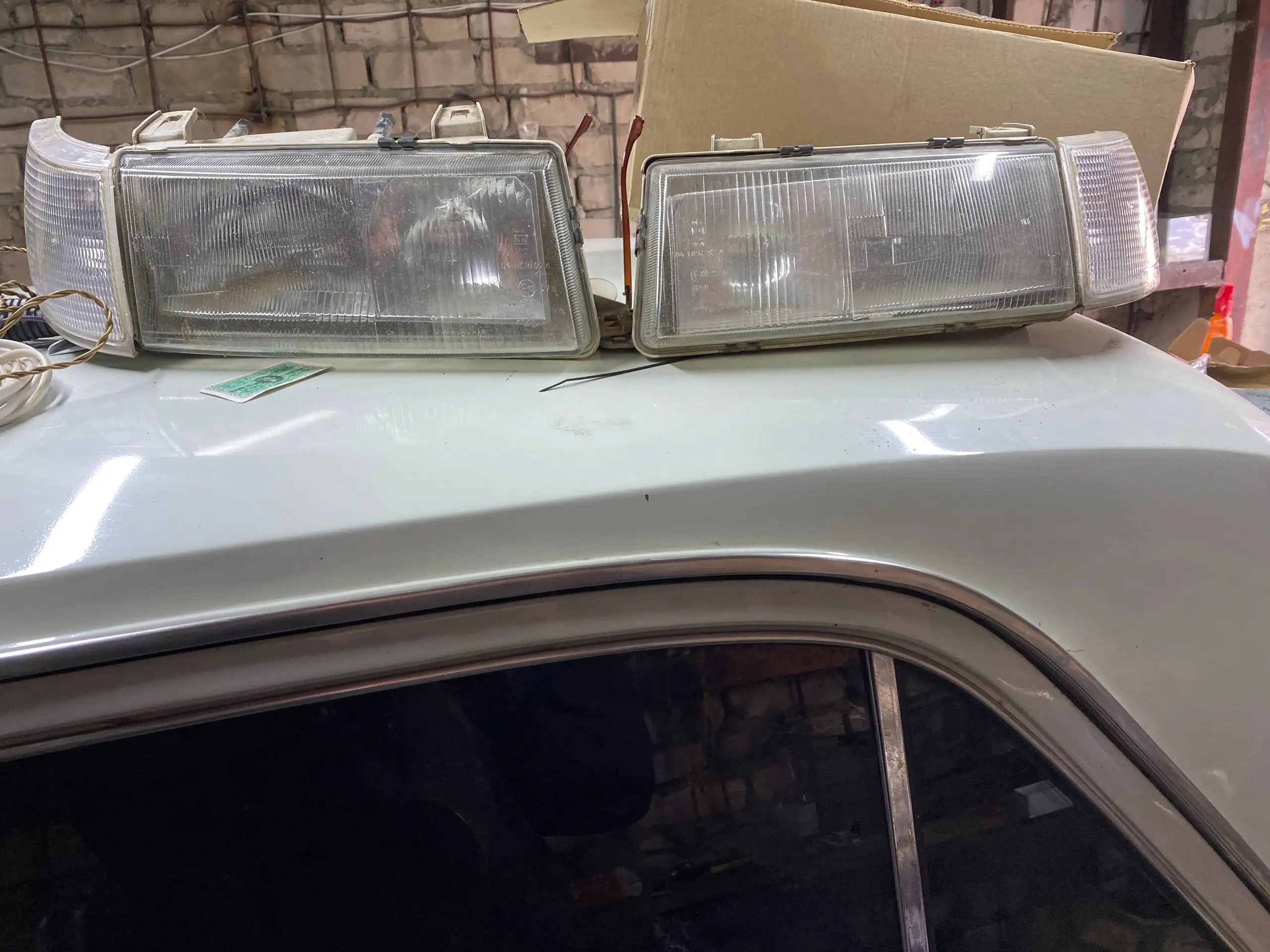 Продам фары на ВАЗ 2110 стоковые - Автозапчасти (Запчасти) в Саранск