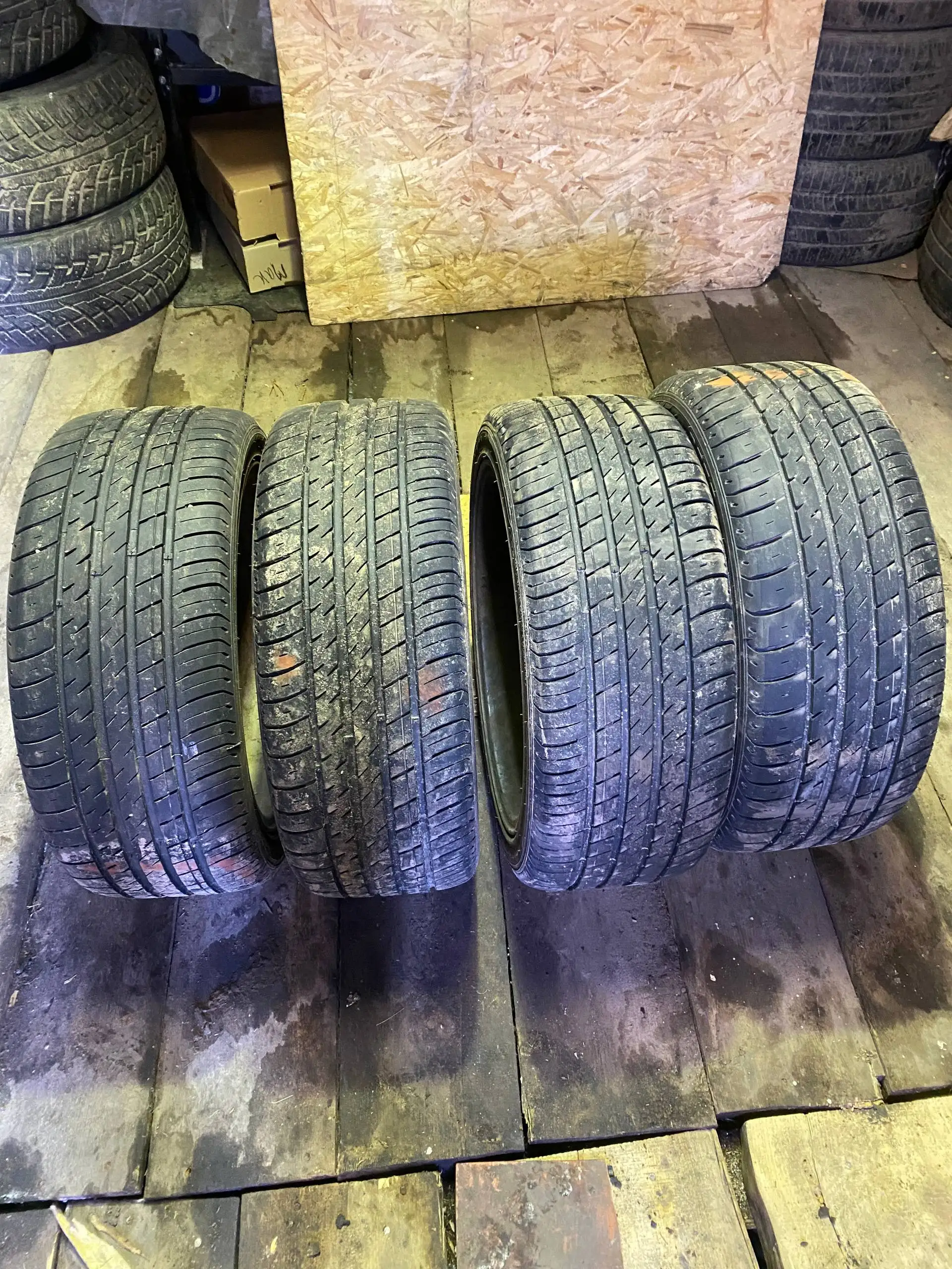 Продам комплект колес R18 235/40 5x112 для автомобилей VAG - Колеса и диски (Запчасти) в Саранск