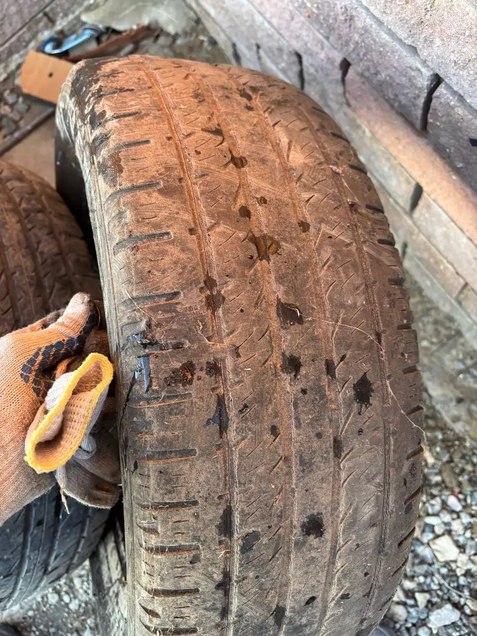 Срочная продажа шин 225/60 R17 - Шины и диски (Авто) в Саранск