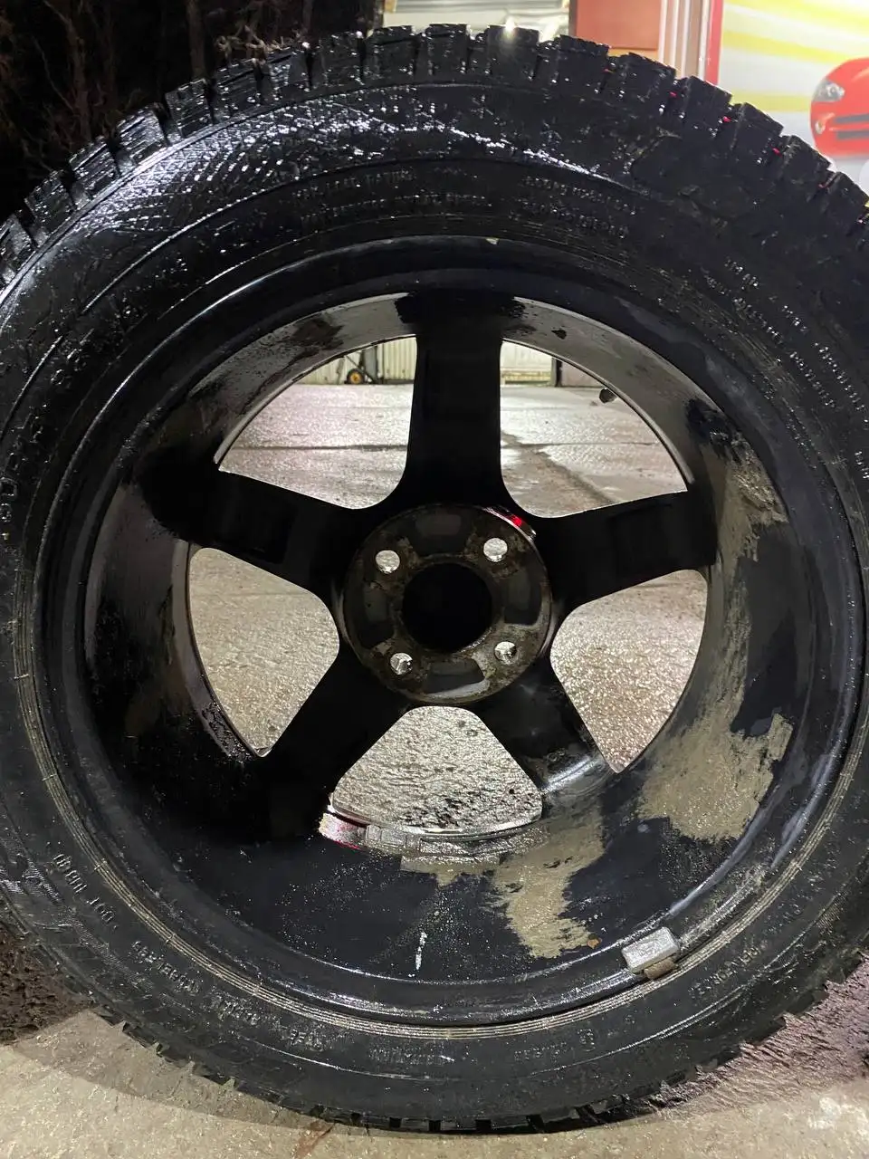 Продажа литых дисков R15 с зимней резиной - Запчасти (Авто) в Саранск