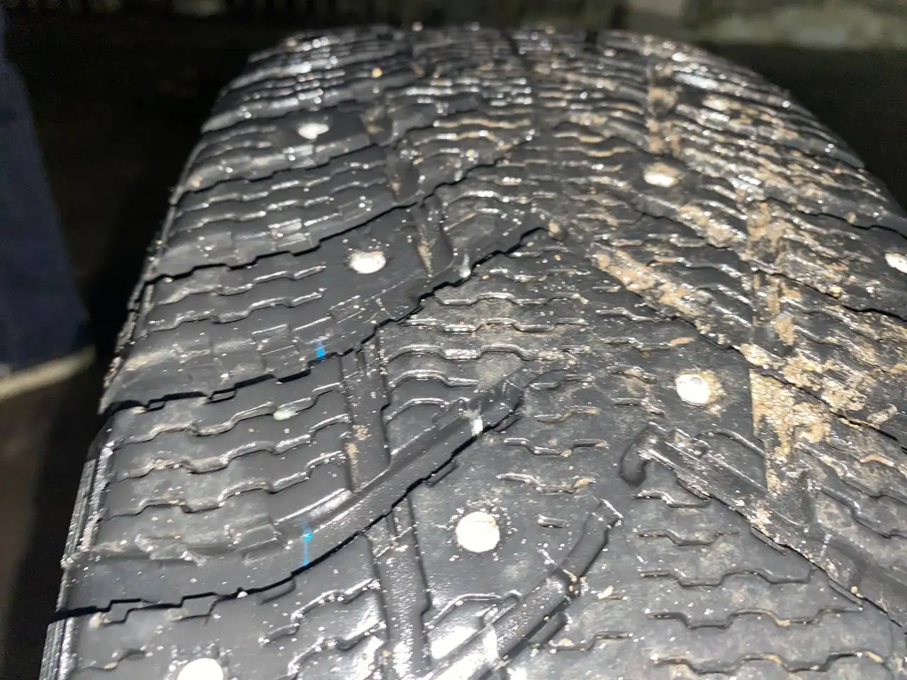 Продажа литых дисков R15 с зимней резиной - Запчасти (Авто) в Саранск