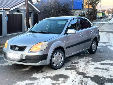 Продам Kia Rio 2007 года - Грузовики и коммерческий транспорт в Саранск