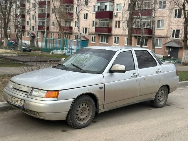 ВАЗ 2107 2005 года выпуска с двигателем 126, салоном и торпедой от Приоры - Шины в Саранск