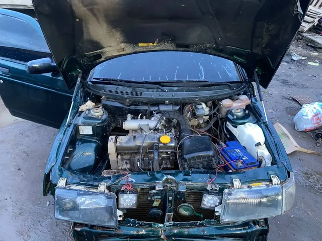 Продается ВАЗ 2110 (21102) 2002 года выпуска - Шины в Саранск