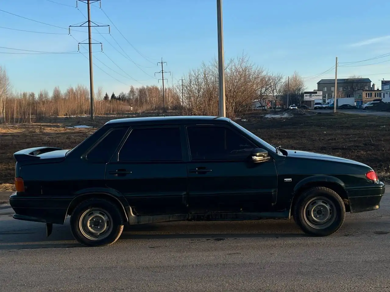 Продажа автомобиля с новыми дном, порогами, стаканами и музыкой - Авто в Саранск