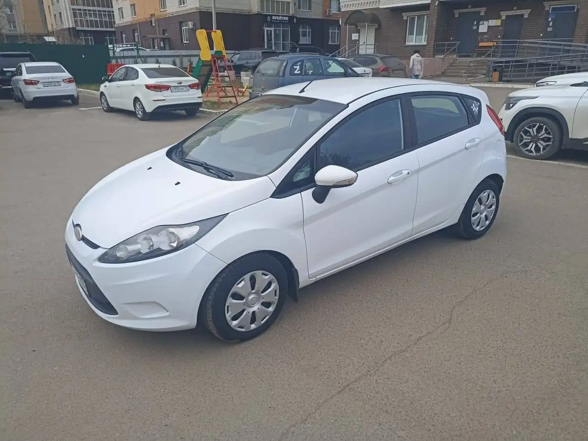 Продам машину Ford Fiesta 2010 - Авто в Саранск