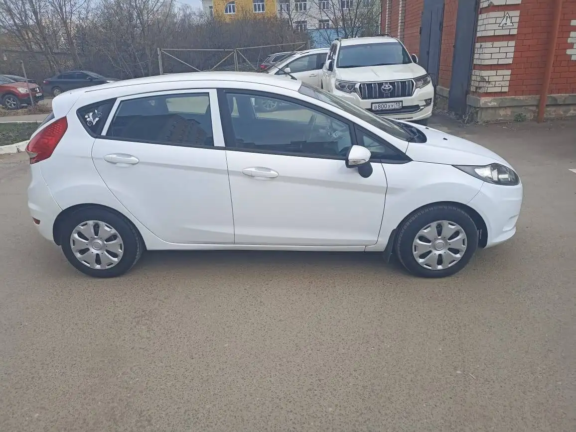 Продам машину Ford Fiesta 2010 - Авто в Саранск