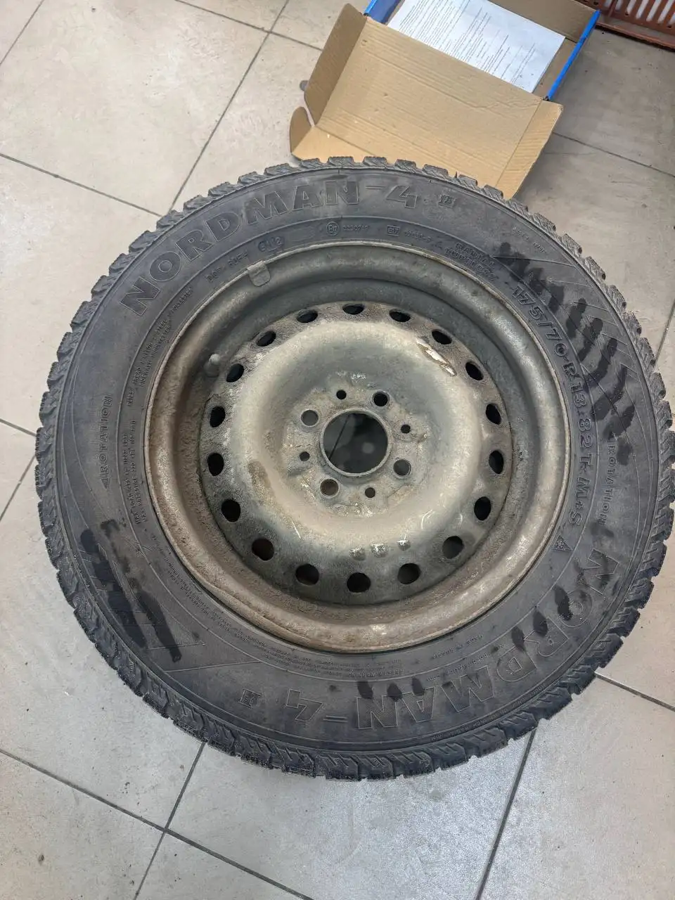 Продам 4 колеса R13 - Шины и диски (Авто) в Саранск