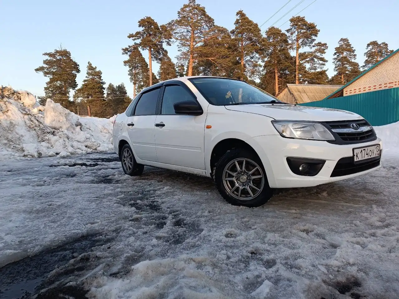 Продам автомобиль Лада Гранта 1.6 2016 года - Легковые автомобили (Авто) в Саранск