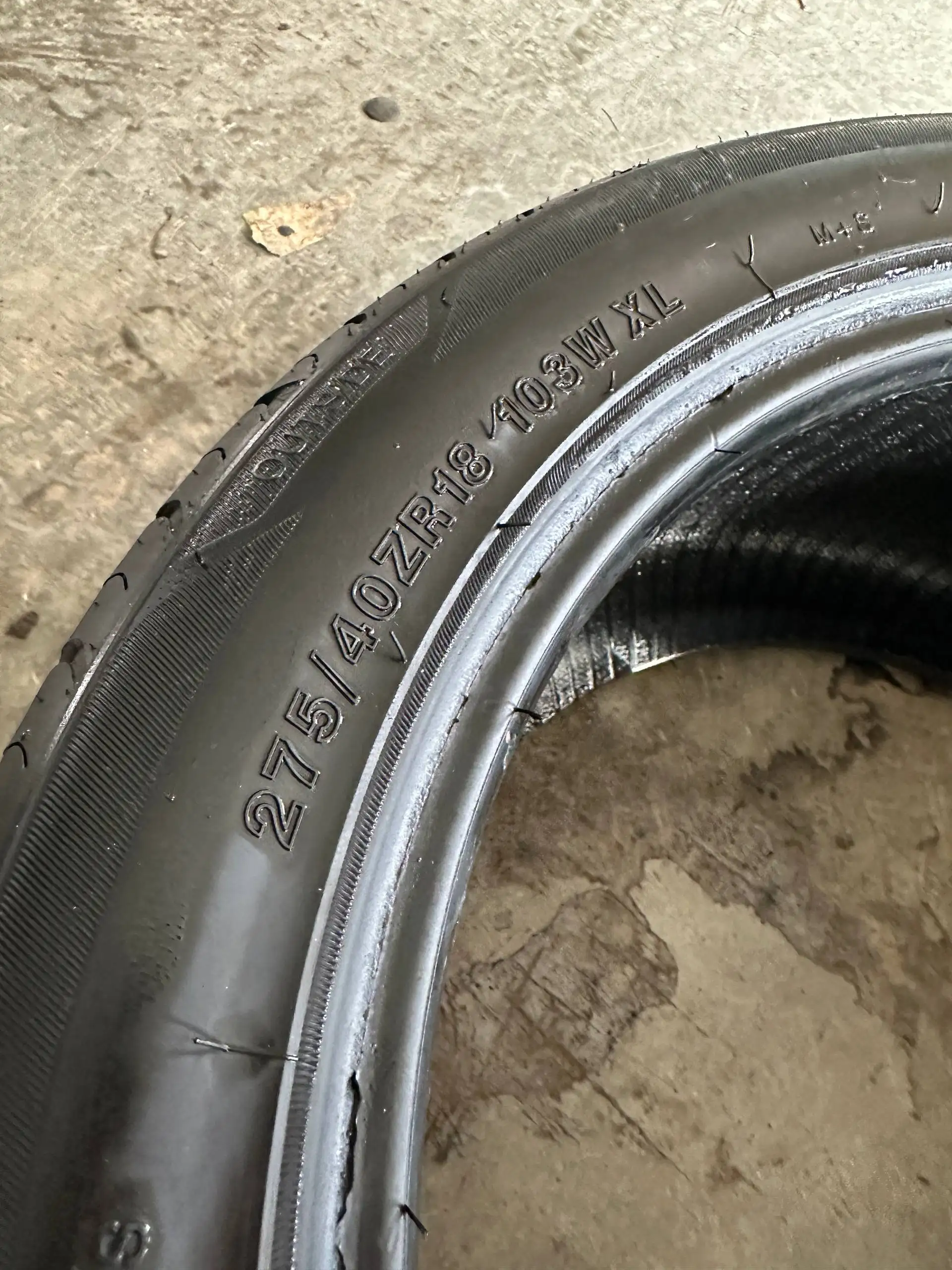 Шины 275/40 R18 2 штуки - Шины и диски (Авто) в Саранск