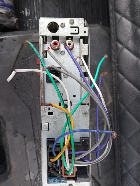 Продам по дешману в Саранске - Футболки в Саранск