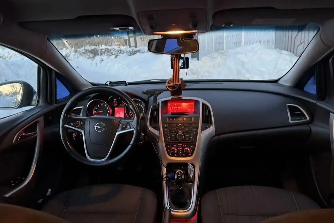 Opel Astra J 2010 - Легковые автомобили (Авто) в Саранск