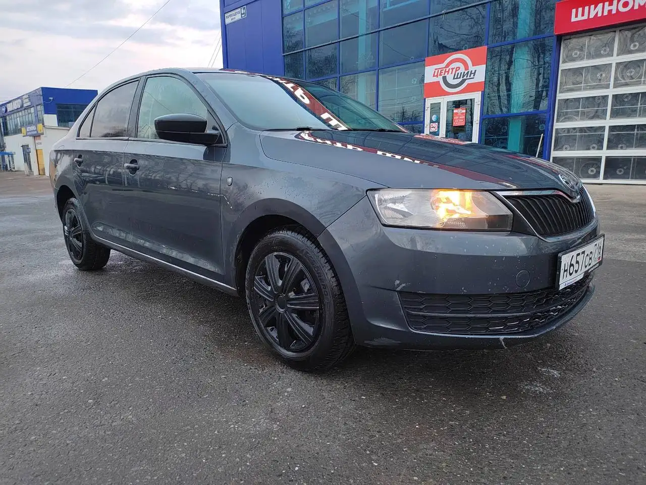 Шкода Рапид 1.6 105 л.с. 2015 г.в. - Легковые автомобили (Авто) в Владимир