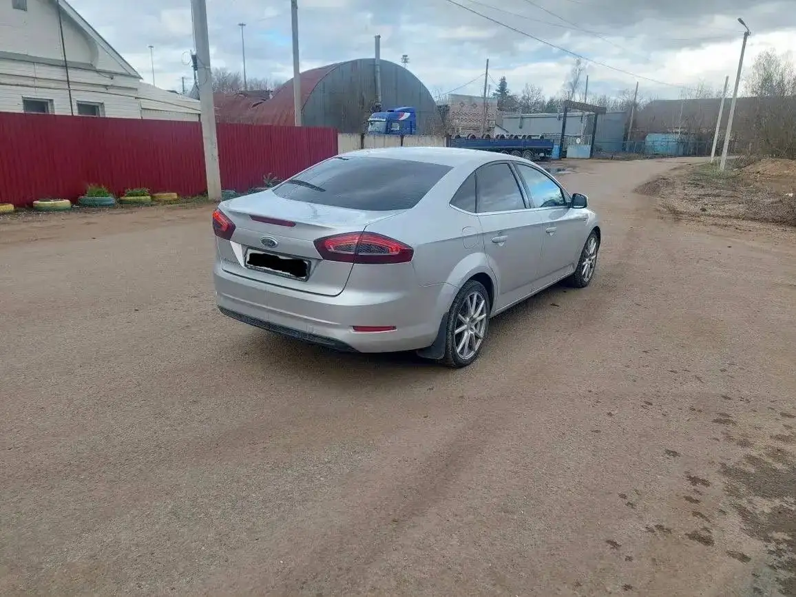 Продажа автомобиля 2012 года - Легковые автомобили (Авто) в Саранск