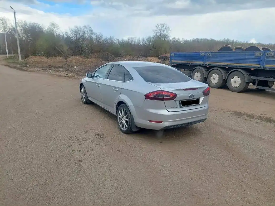 Продажа автомобиля 2012 года - Легковые автомобили (Авто) в Саранск