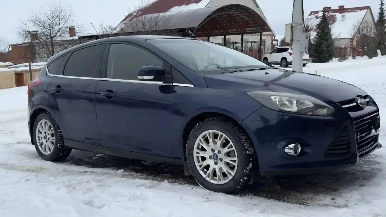 Ford Focus 2.0 2011 AT (150 л.с.) - Легковые автомобили (Авто) в Пенза