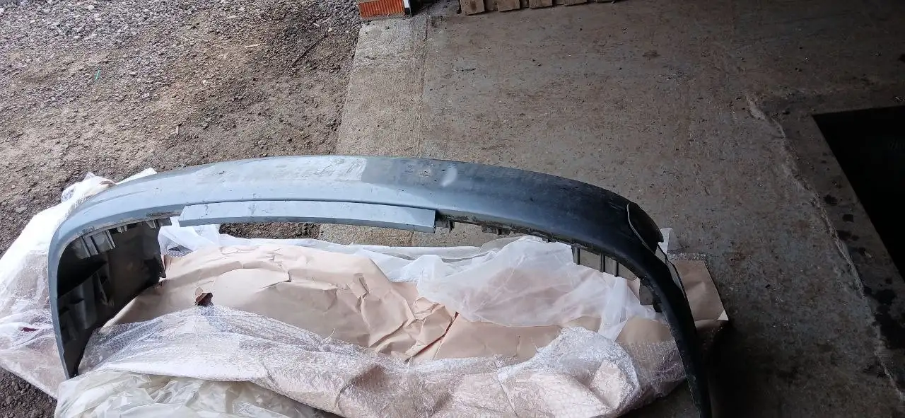 Бампер 2110 под ремонт цвет кварц 630 - Запчасти и аксессуары (Авто) в Саранск