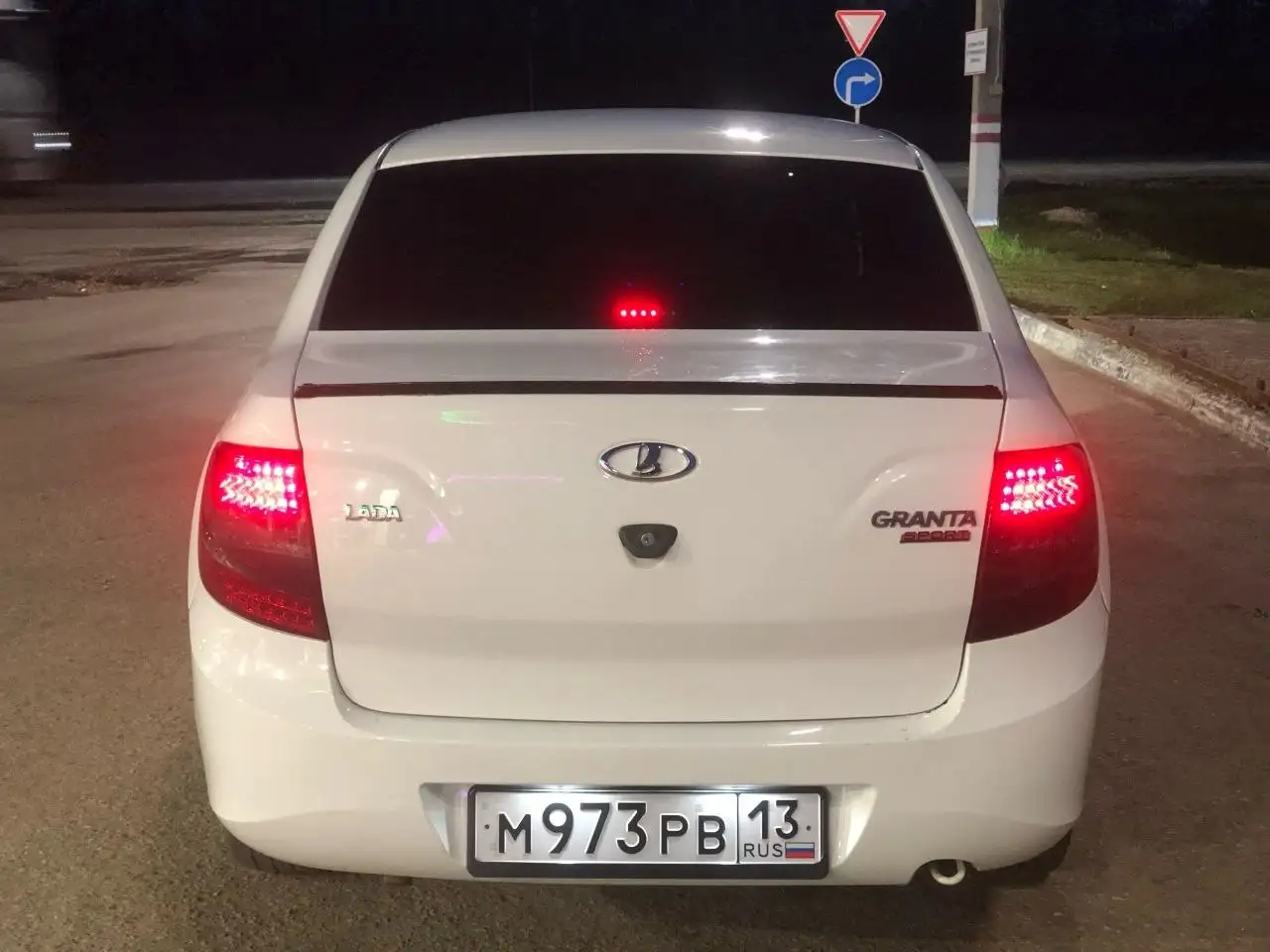 Лада Гранта 2017 - Легковые автомобили (Авто) в Саранск