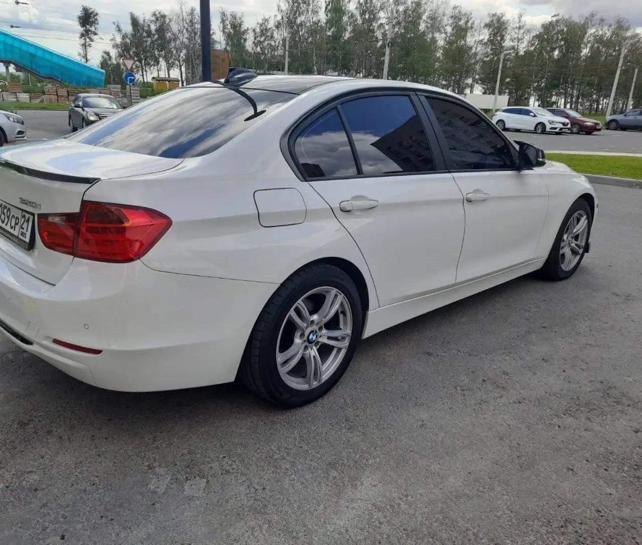 BMW F30 2012 года - Авто в Неизвестно