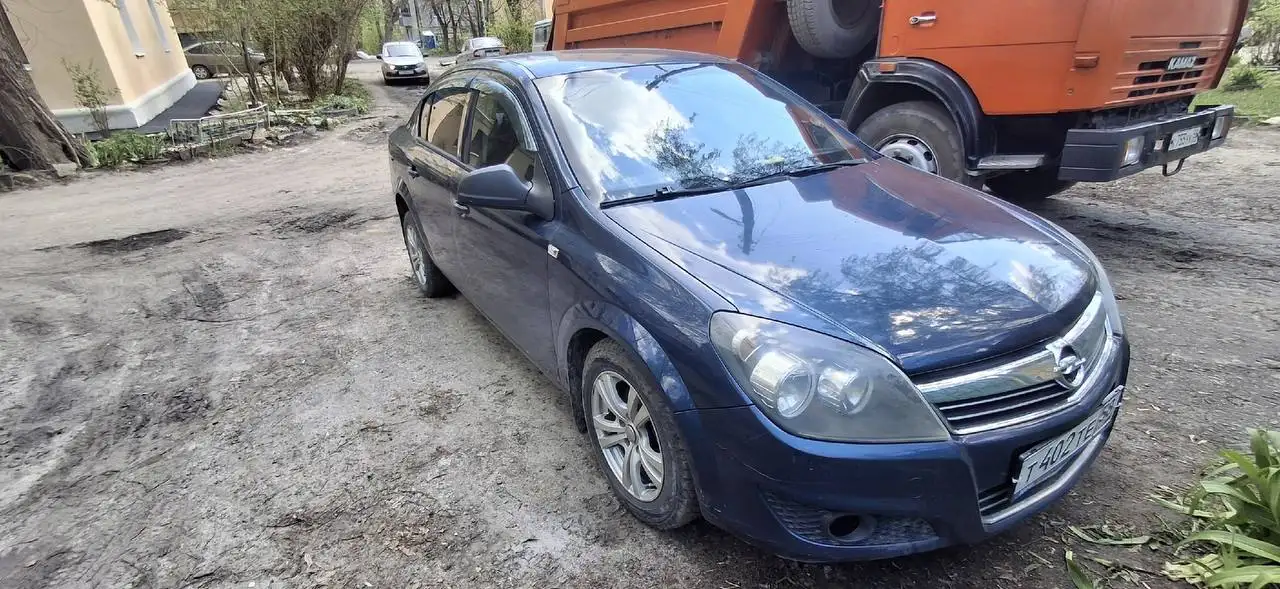 Продам Opel Astra H 1.6 2010 - Легковые автомобили (Авто) в Пенза