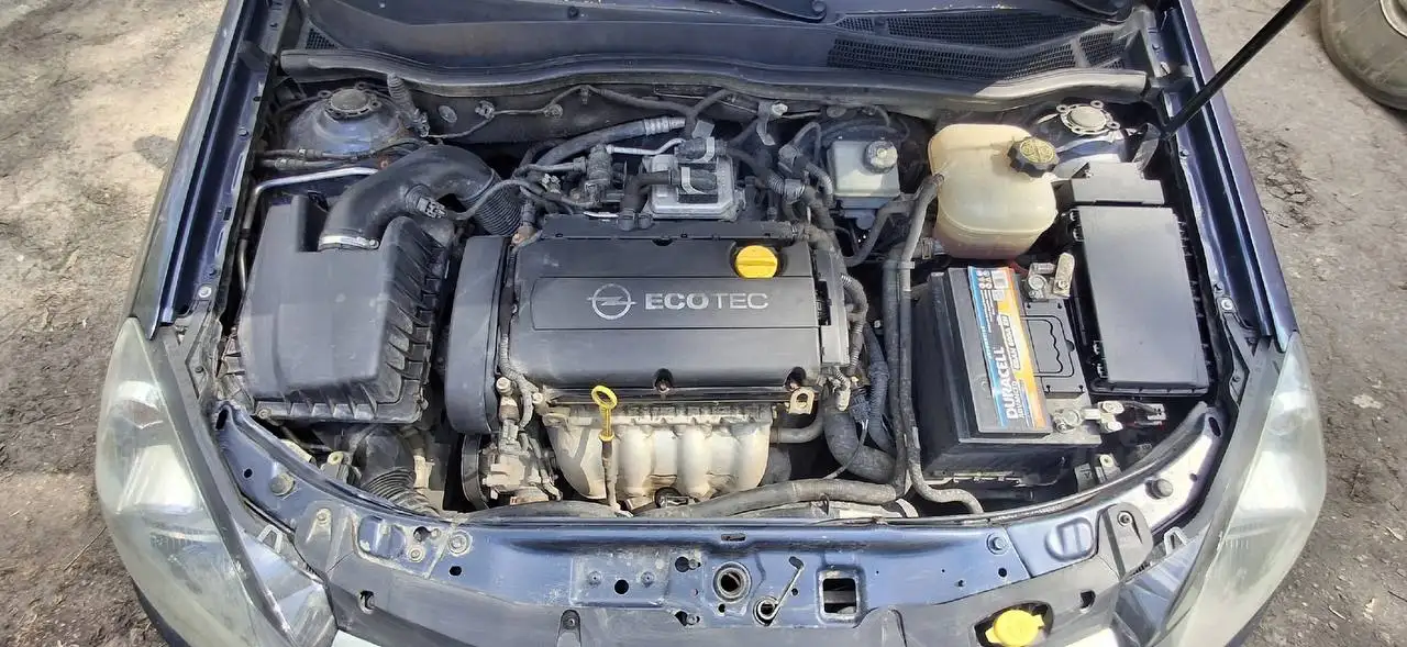 Продам Opel Astra H 1.6 2010 - Легковые автомобили (Авто) в Пенза