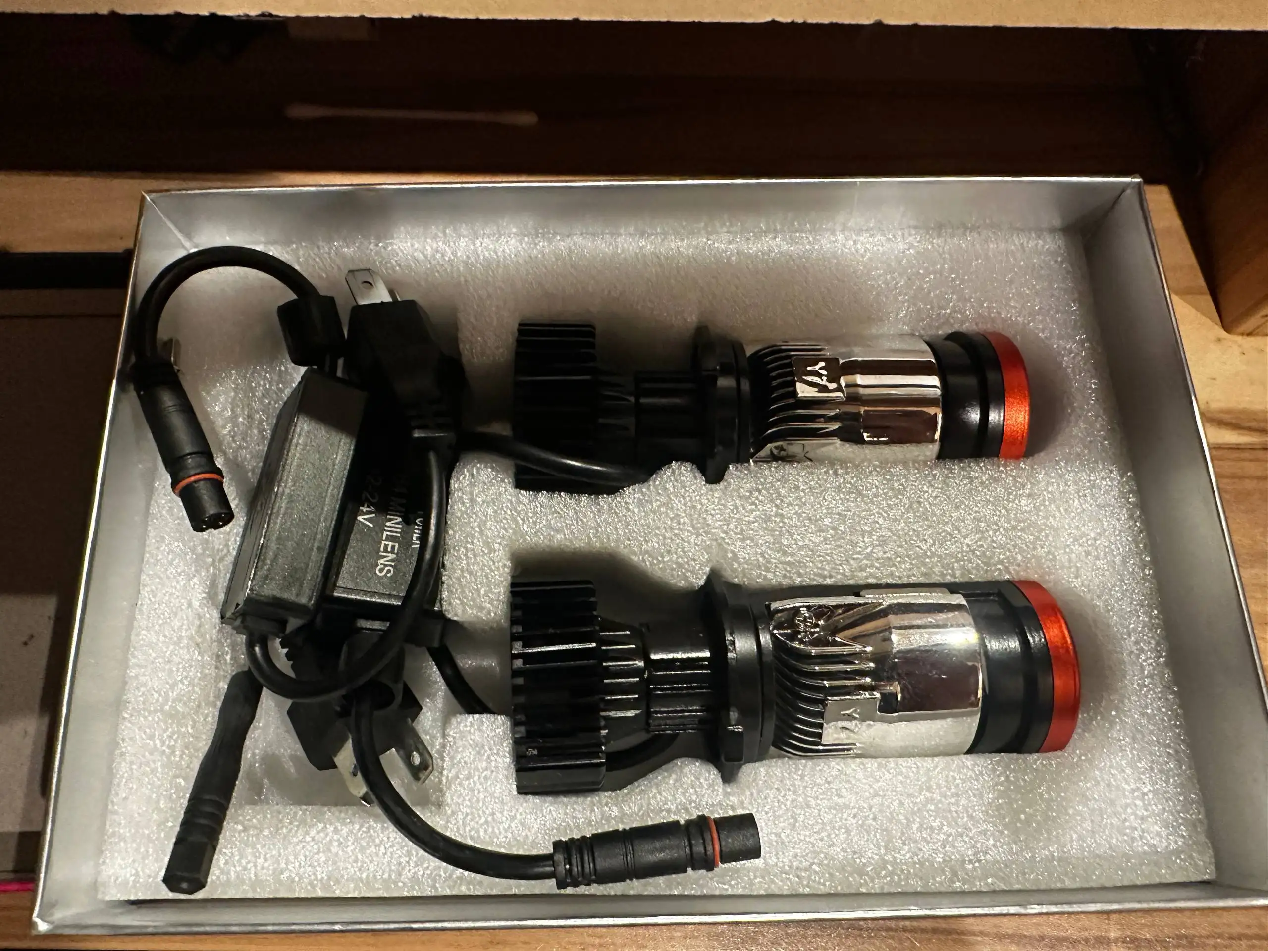 Продам новые мини LED линзы H4 - Автотовары (Авто) в Саранск