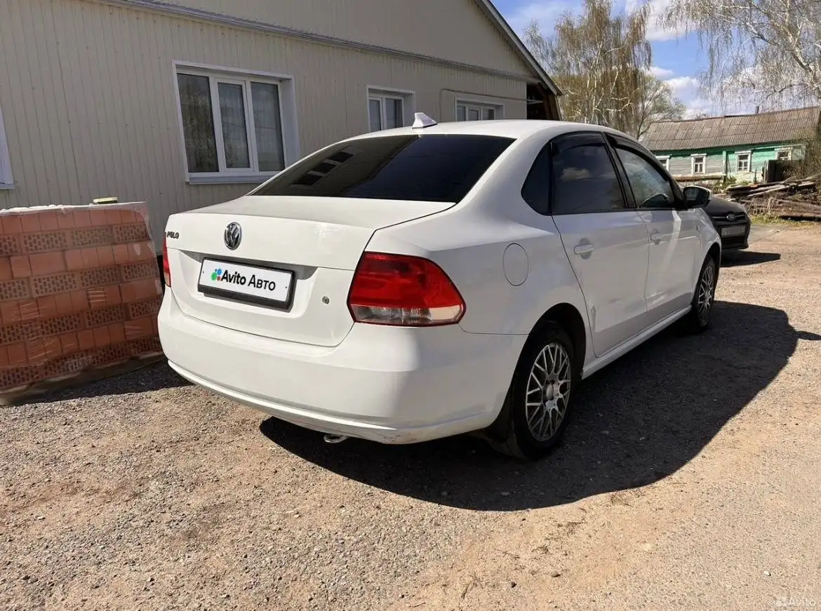 VW Polo 2015 - Авто в Пенза