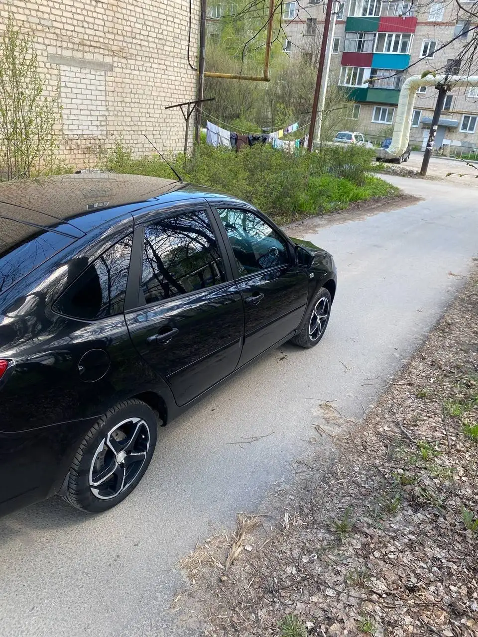 Лада Гранта лифтбек 2014-2016 - Легковые автомобили (Авто) в Пенза