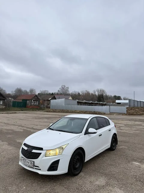 Chevrolet Cruze 2014 - Авто в Русский Камешкир