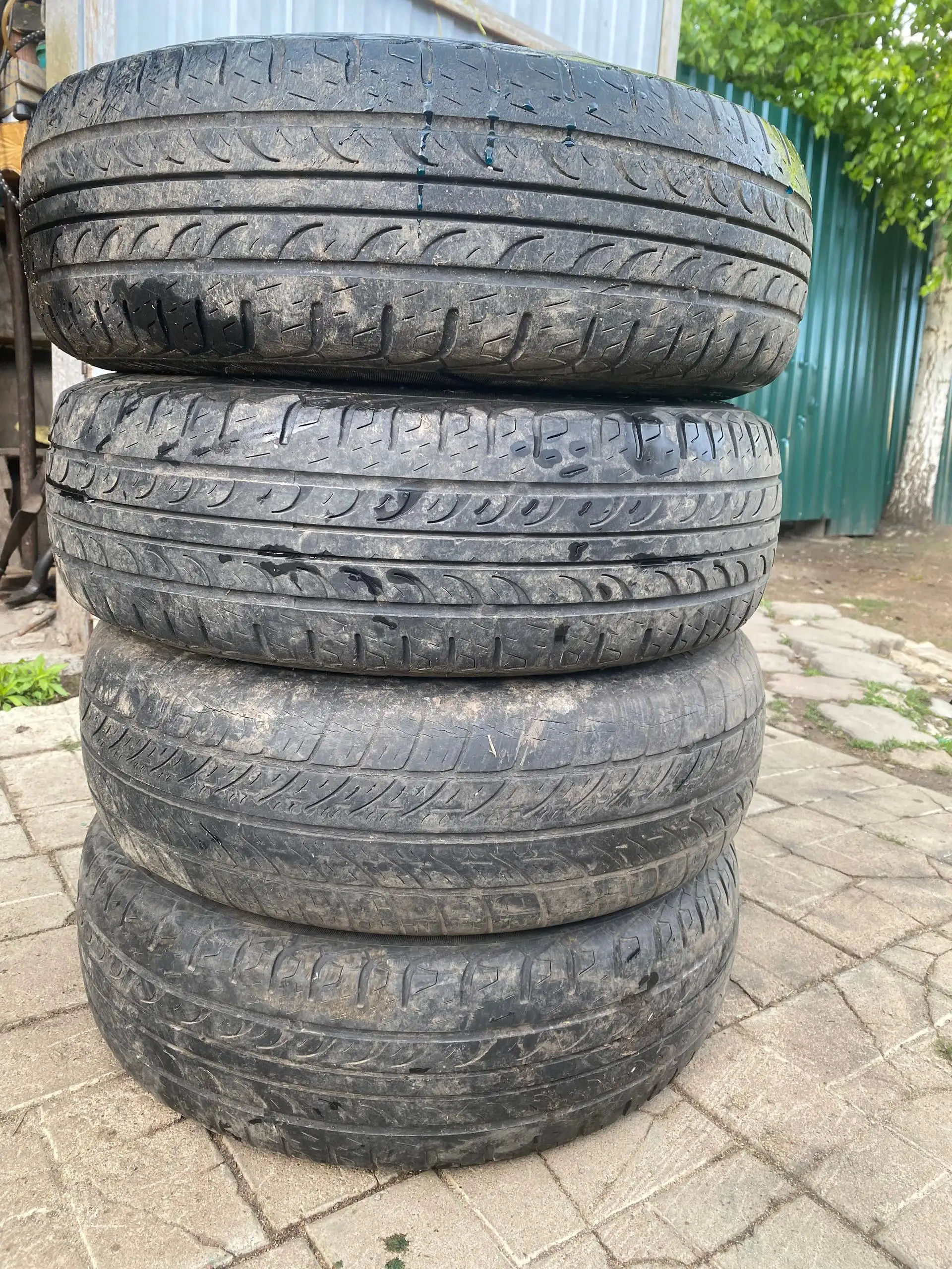 Продам комплект колес R13 175/70 - Шины и диски (Авто) в Саранск