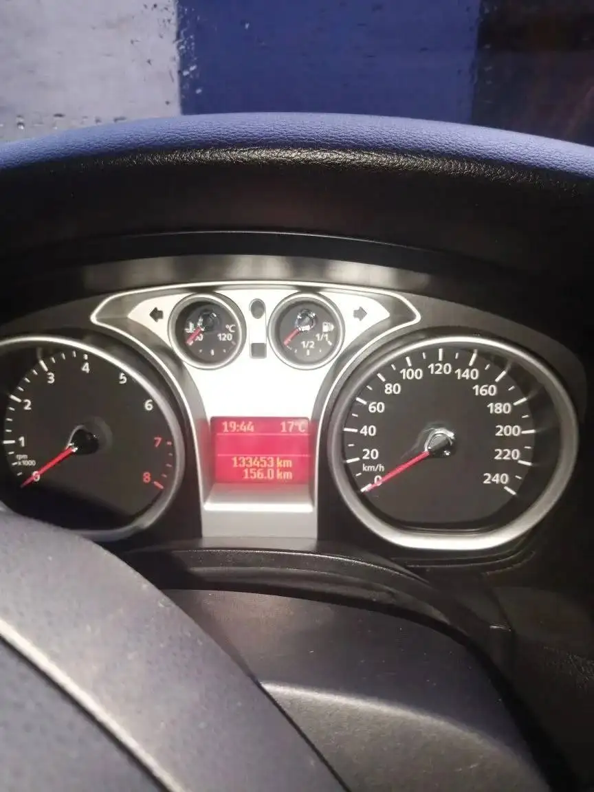 Ford Focus 2008 1.6 - Легковые автомобили (Авто) в Пенза