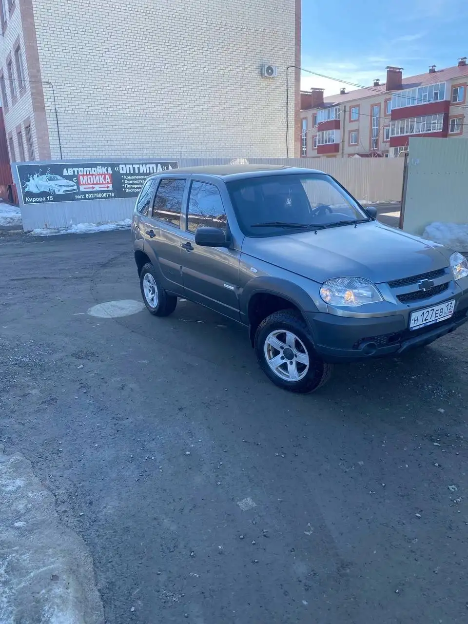 Chevrolet Niva 2013 - Внедорожник (Авто) в Пенза