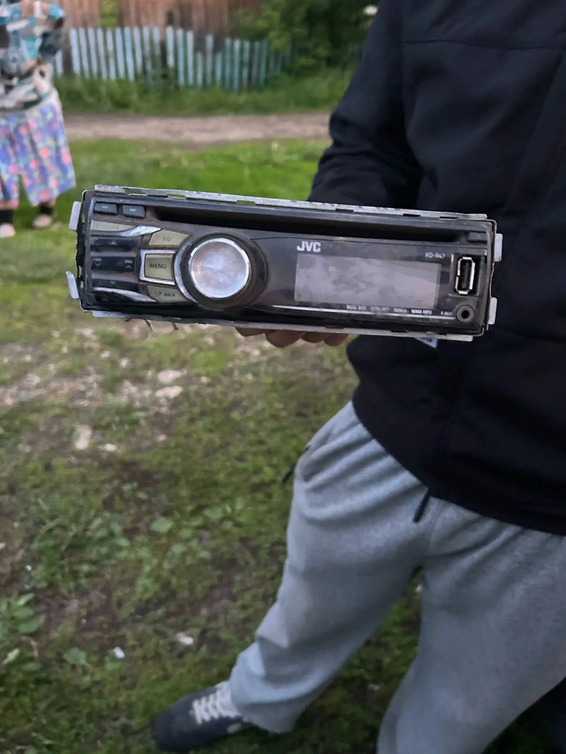 Продам магнитолу JVC - Автоэлектроника (Электроника) в Саранск