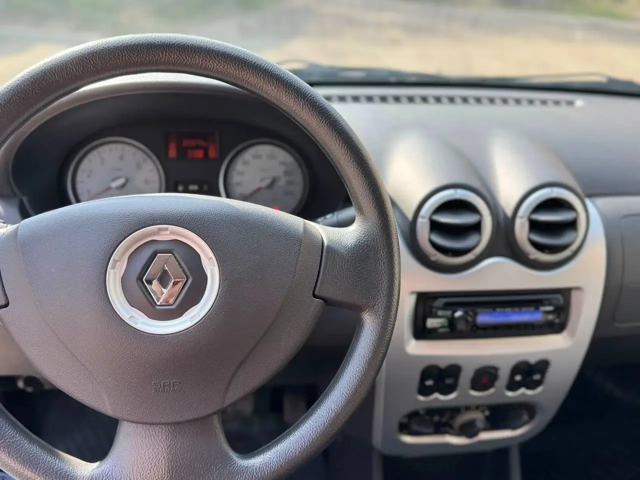 Рено Сандеро с пробегом 25 тыс. км - Авто в Саранск