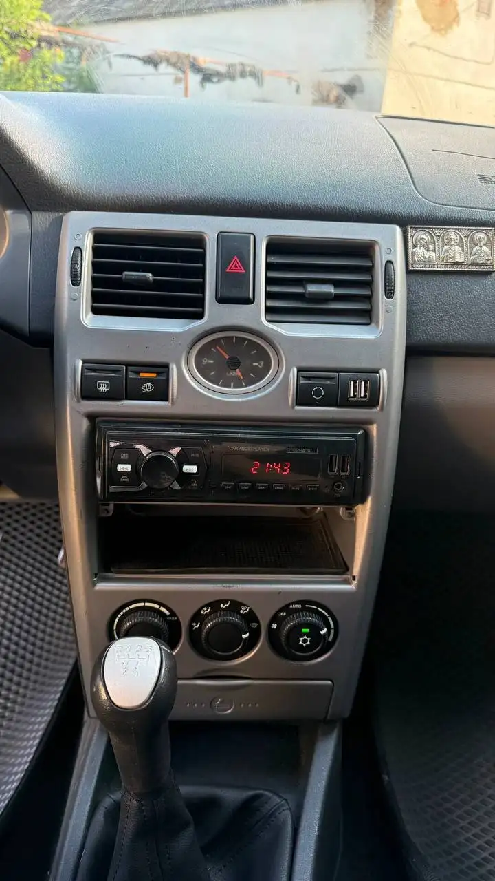 Продам Ладу Приору 2010 в максимальной комплектации - Легковые автомобили (Авто) в Саранск