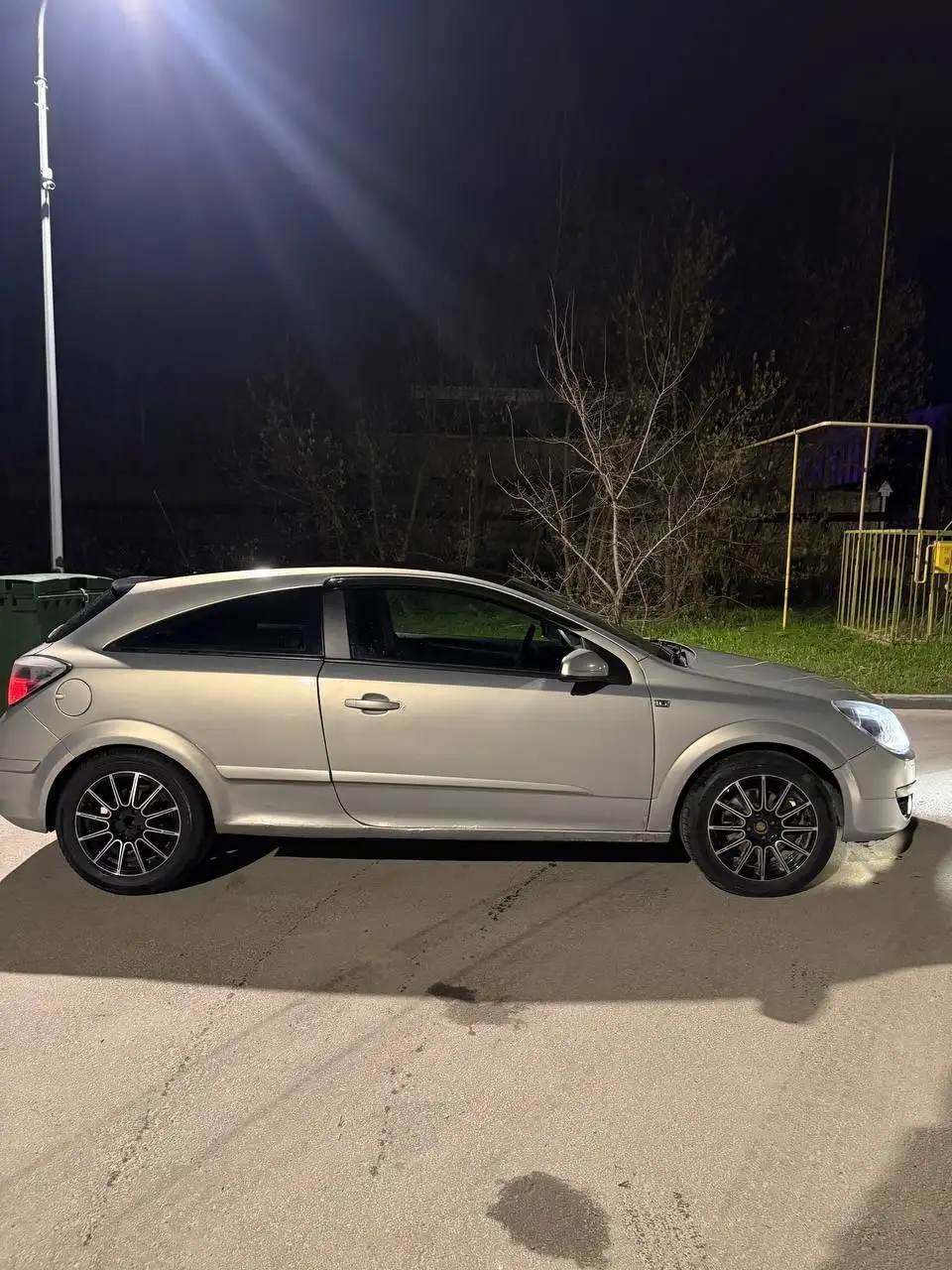 Продам Opel Astra GTC 1.6 Робот - Легковые автомобили (Авто) в Кузнецк