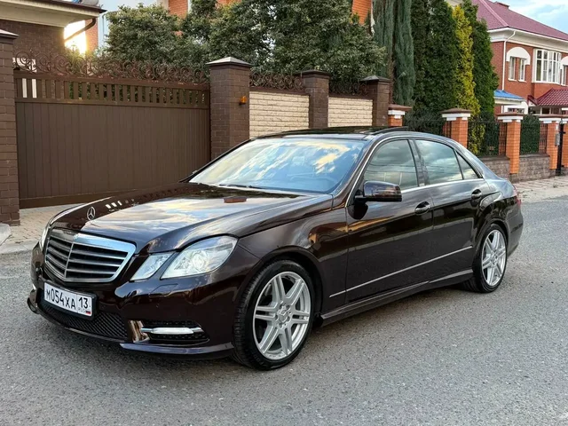 Mercedes-Benz E 350 4MATIC W212, 2009 г., AMG-пакет - Легковые автомобили в Саранск