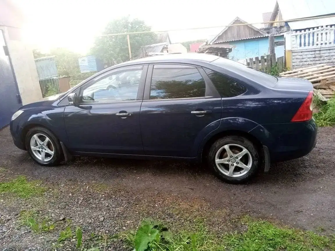 Ford Focus 2008 1.6 Механика - Легковые автомобили (Авто) в Пенза