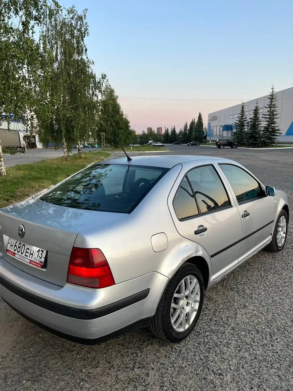 Bora 2001 - Автомобили (Авто) в Саранск