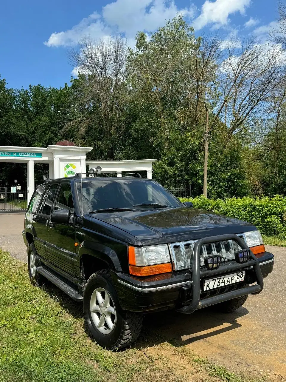 Jeep Grand Cherokee 2005 - Внедорожники (Авто) в Саранск
