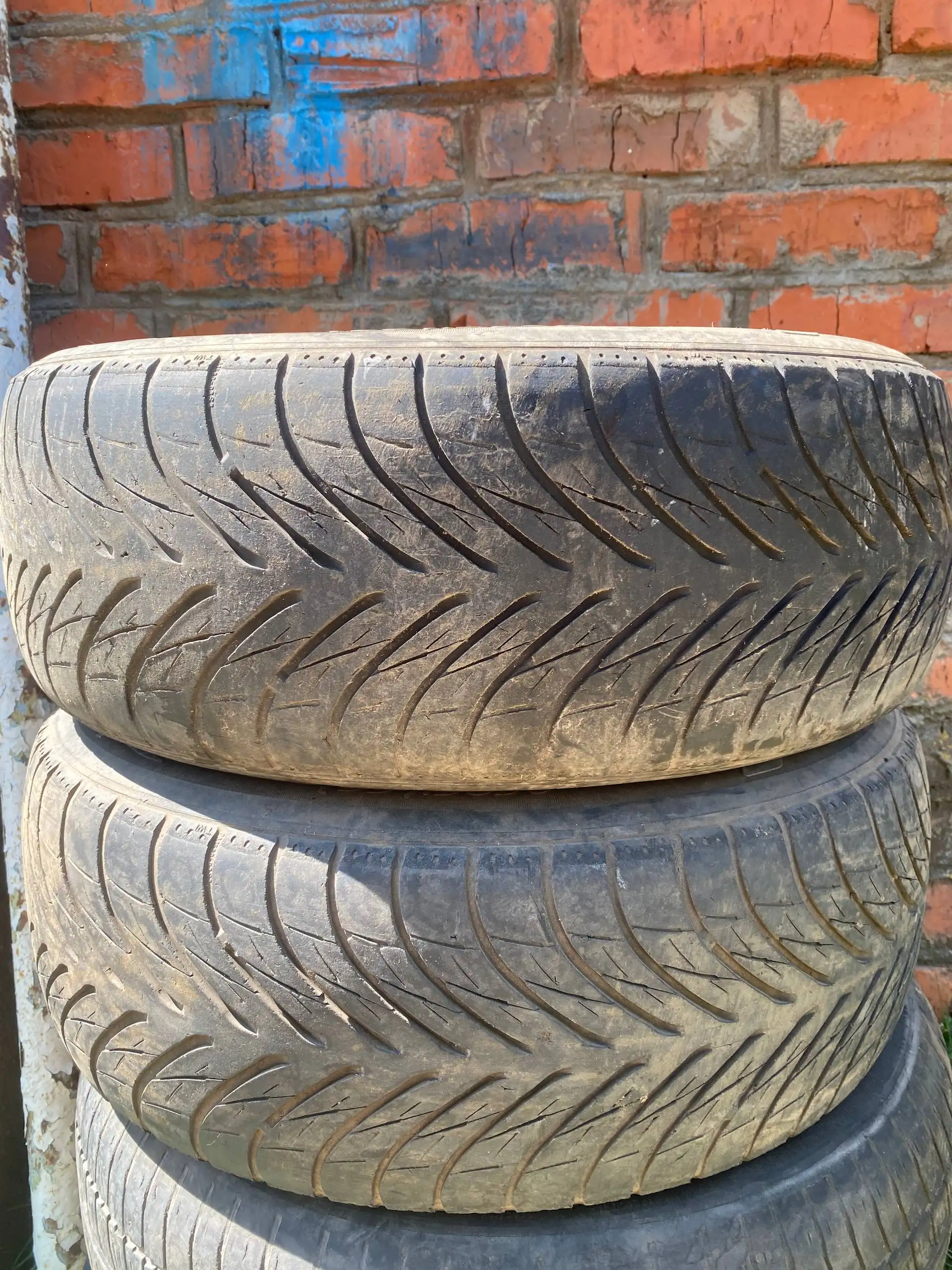 Продам шины 185/60 R14 - Шины и диски (Авто) в Саранск
