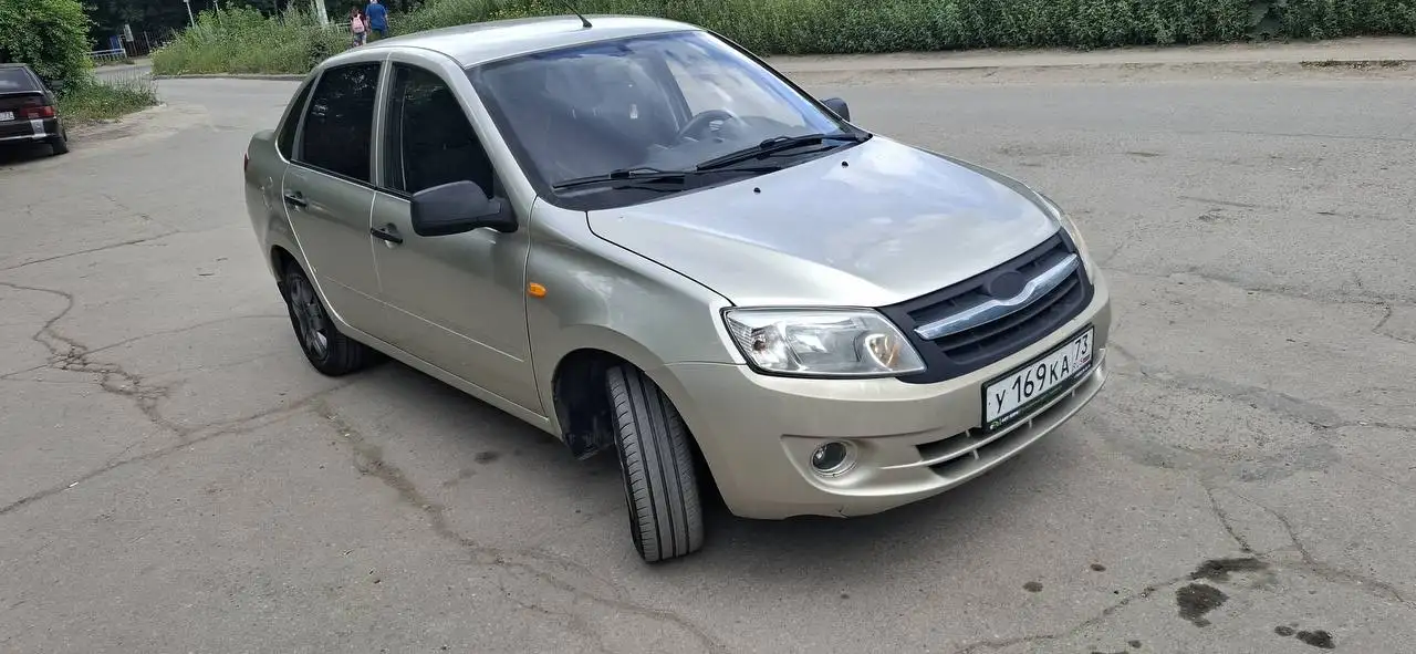 Lada Granta 2013 - Легковые автомобили (Авто) в Саранск
