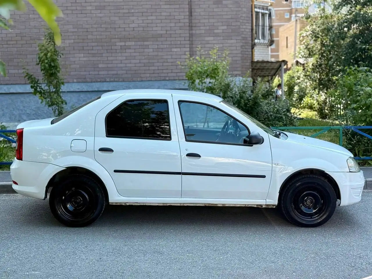 Рено Логан 2012 - Легковые автомобили (Авто) в Саранск