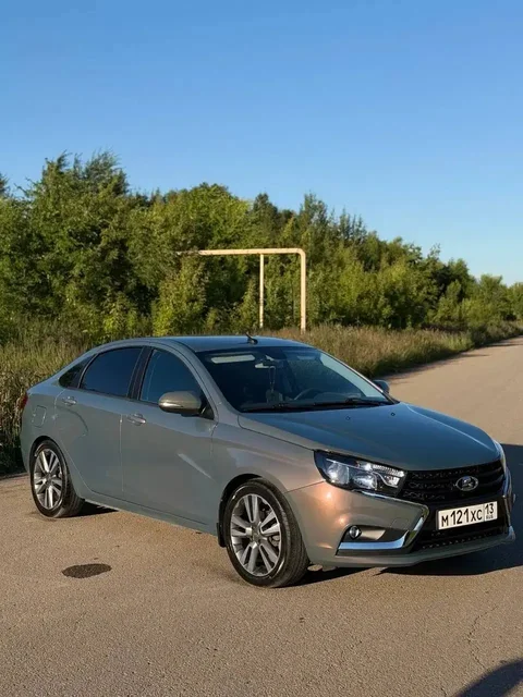Lada Vesta 2016 г.в. 1.6 Luxe Multimedia - Внедорожники в Саранск