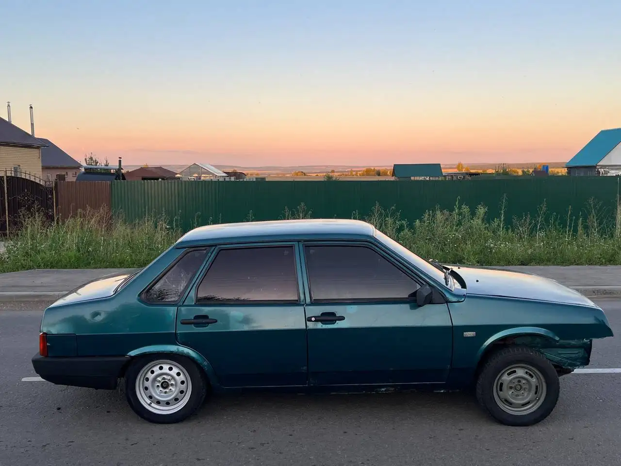 Автомобиль 2001 инжектор - Авто в Саранск