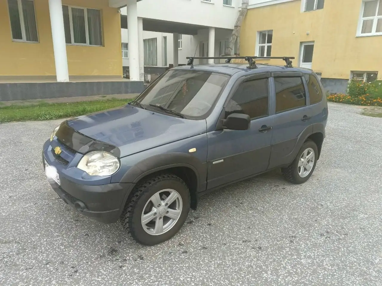 Нива Шевроле 2010 - Внедорожники (Авто) в Пенза
