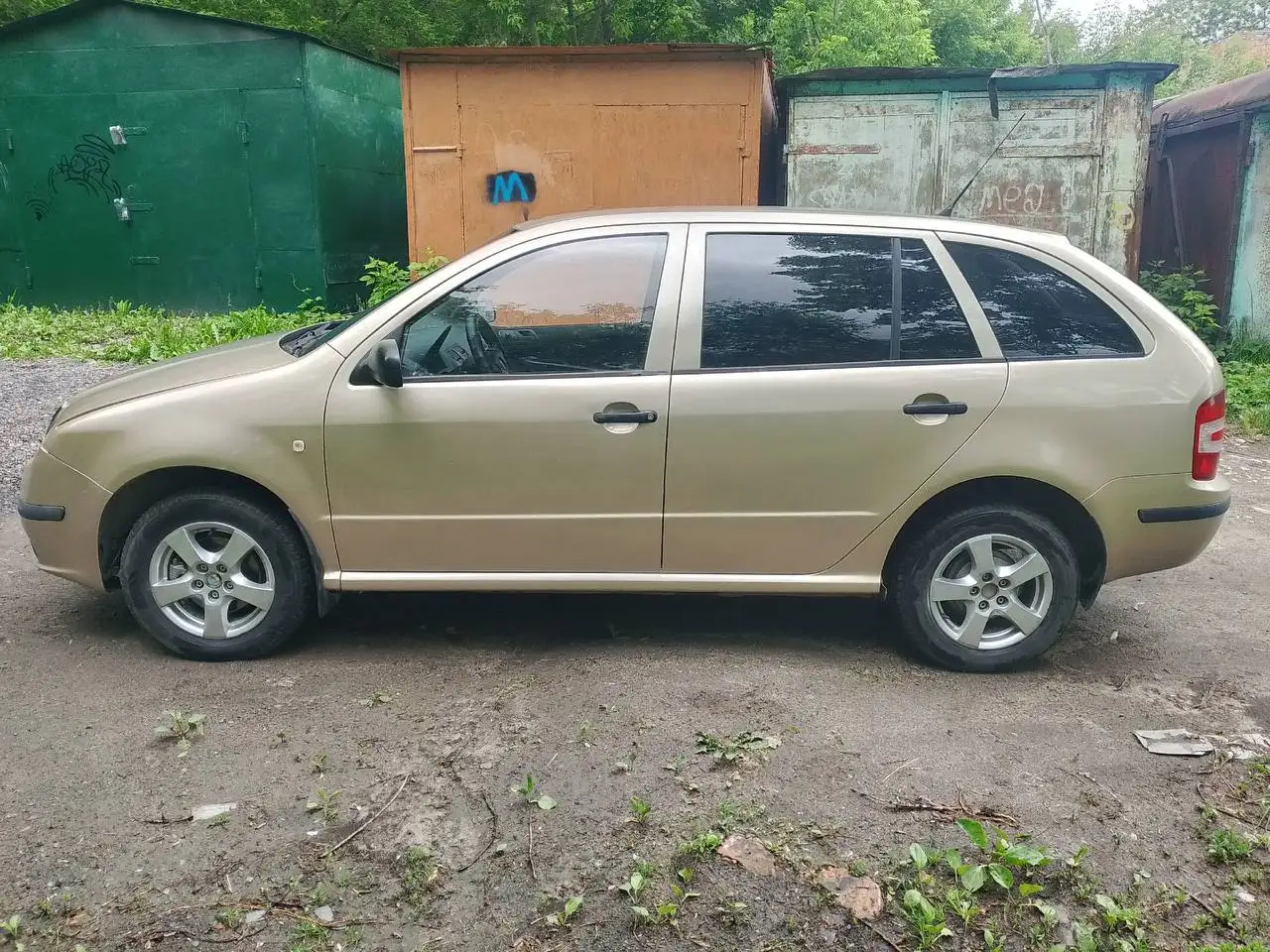 Шкода Фабия универсал 2005 - Авто в Пенза