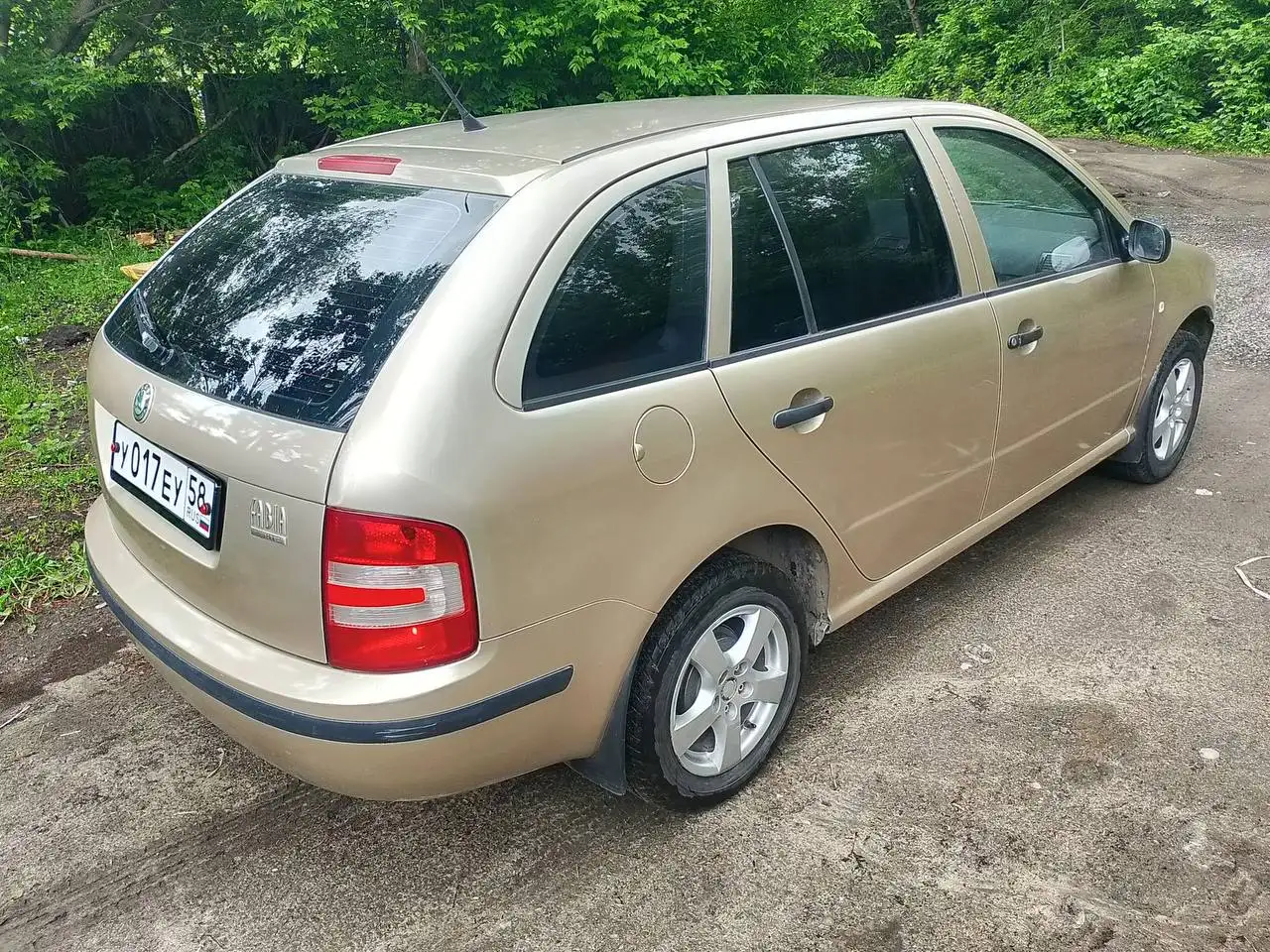 Шкода Фабия универсал 2005 - Авто в Пенза