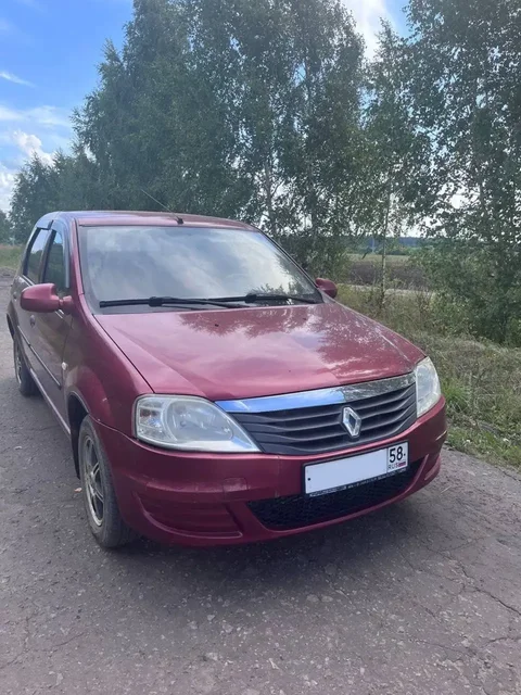 Продажа Renault Logan 2010 года, Красный, 206584 км - частное объявление в Кузнецк