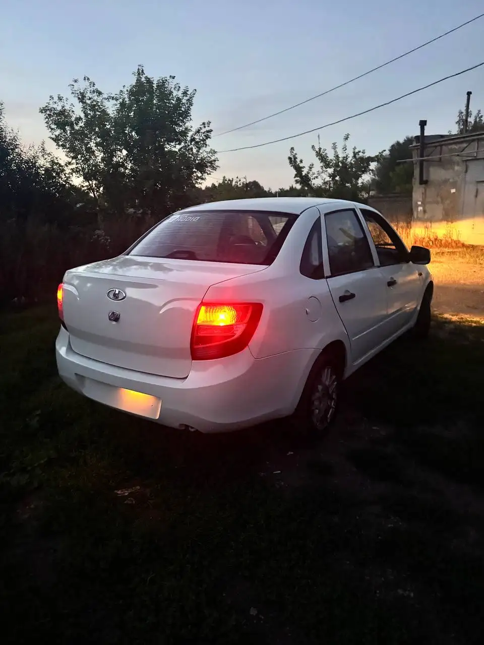Лада Гранта 2012 года, минимальная комплектация - Легковые автомобили (Авто) в Саранск